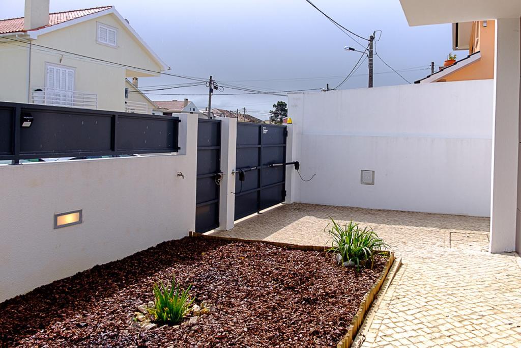 Sunset Holiday Home Fernao Ferro Εξωτερικό φωτογραφία